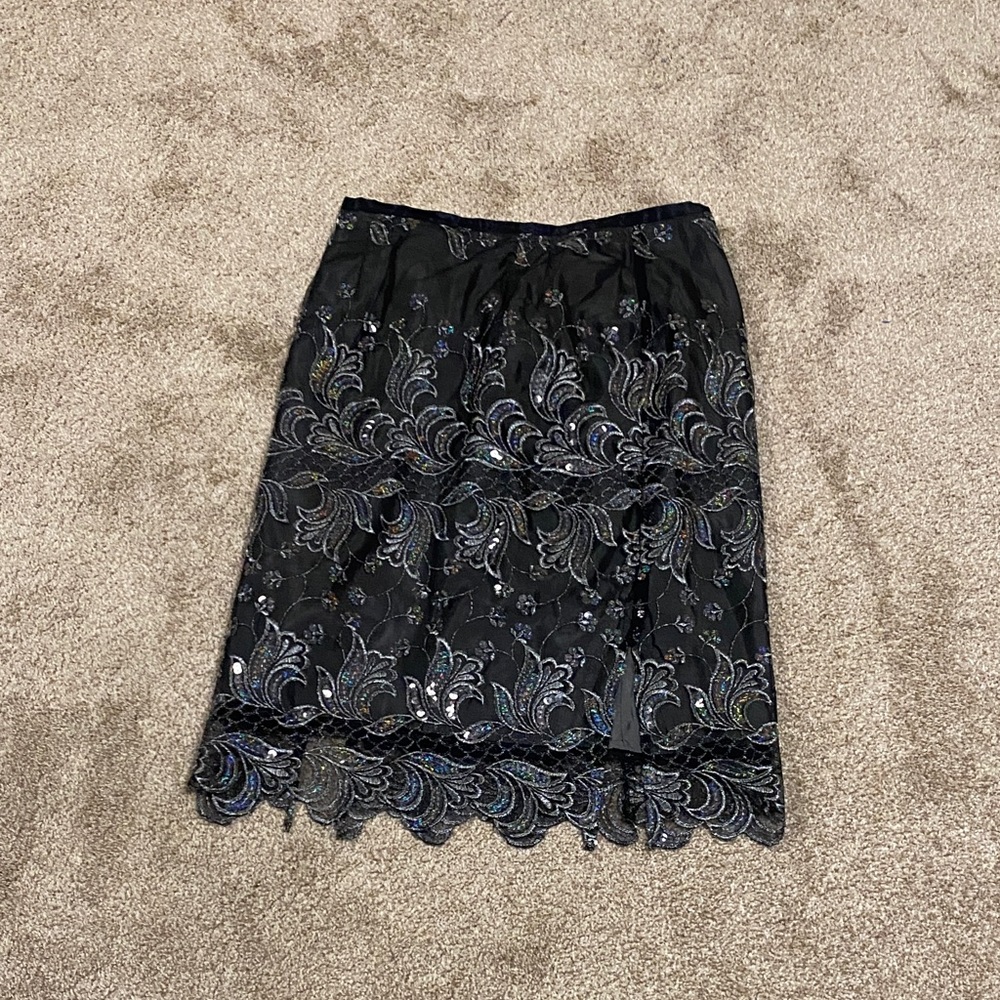 Chic Black Embroidered Midi Skirt